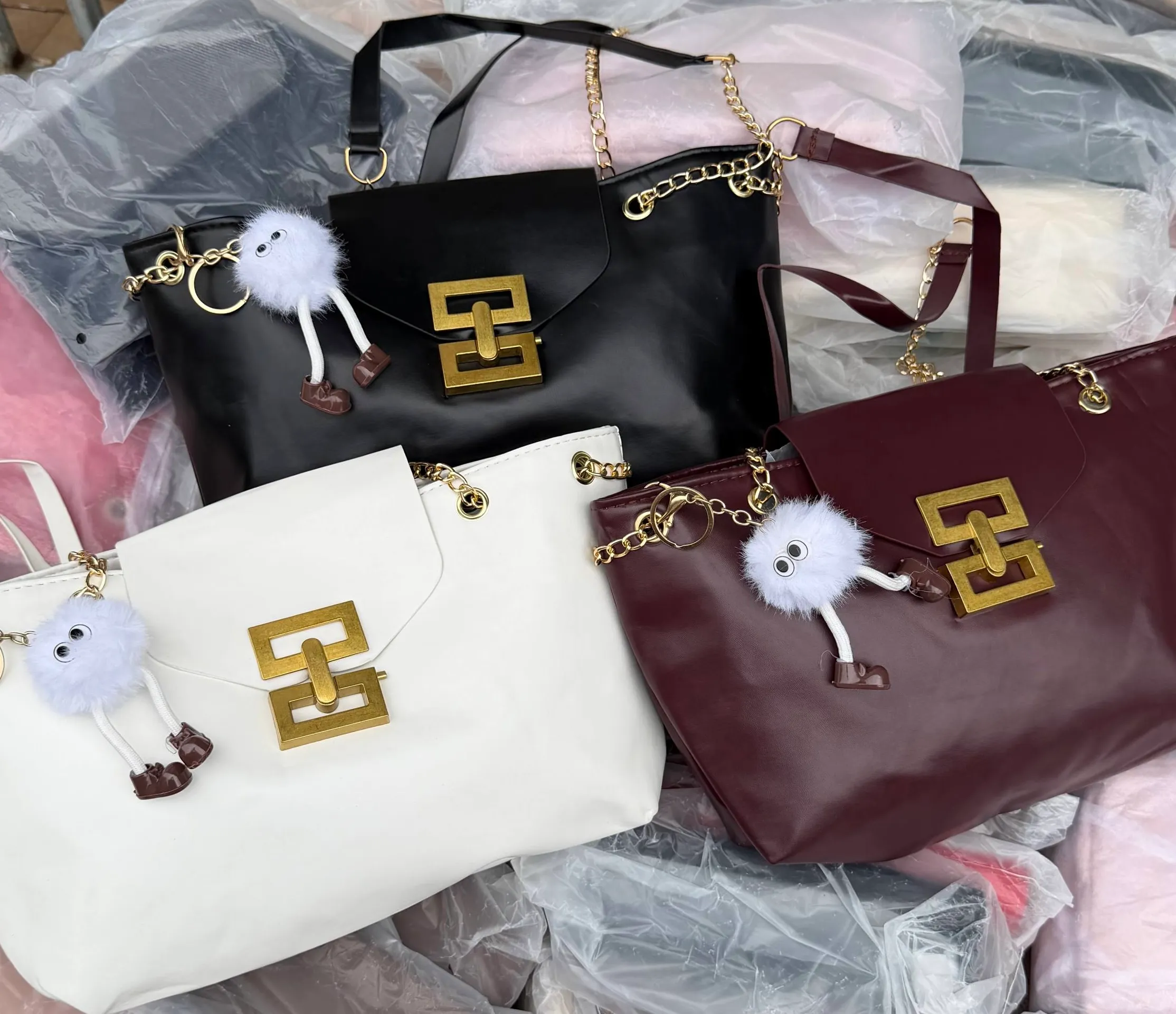 Tote bag with charm